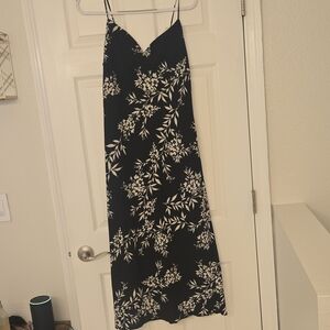 Chic Black and White Floral Midi Dress